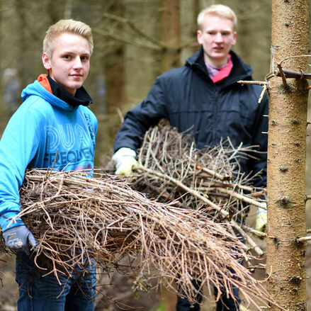 Engagement für Osterfeuer wird in die Wiege gelegt