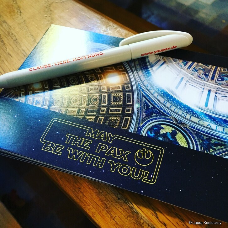 Postkarte mit YOUPAX-Kugelschreiber