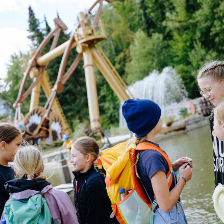 Im Freizeitpark etwas über Gott lernen