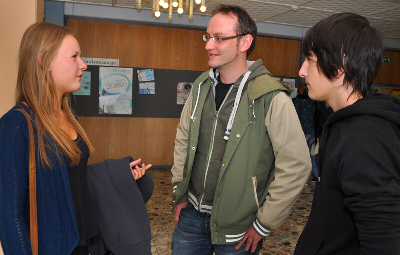 Nadine Palmowski und Lukas Haurand im Gespräch mit Christian Haase.